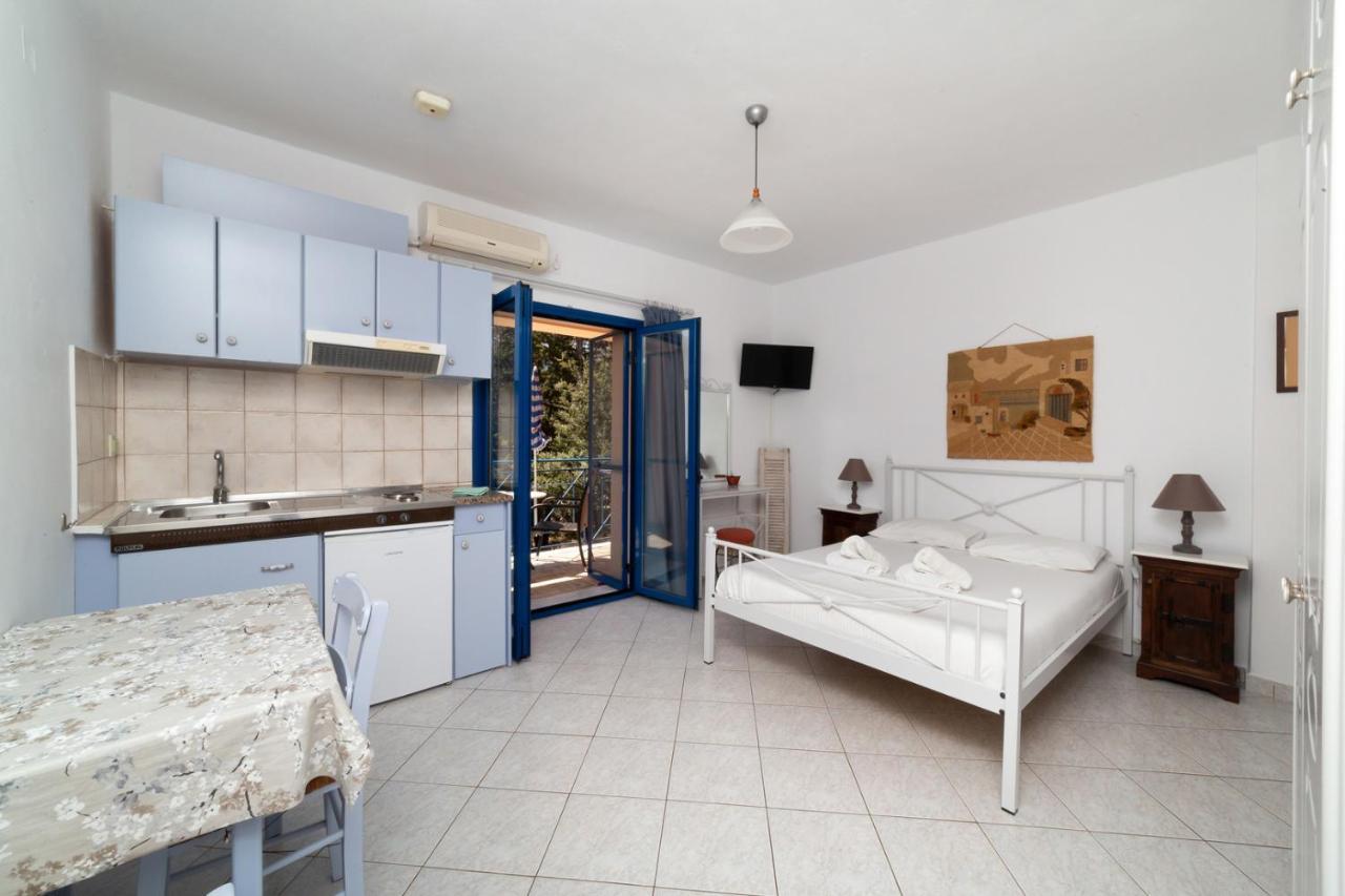 Natassa Apartments Agia Efimia Zewnętrze zdjęcie